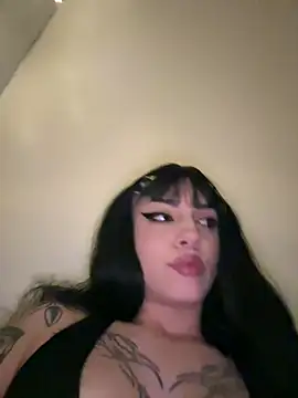 marianita p  online show from February 25, 2025, 5:19 am
