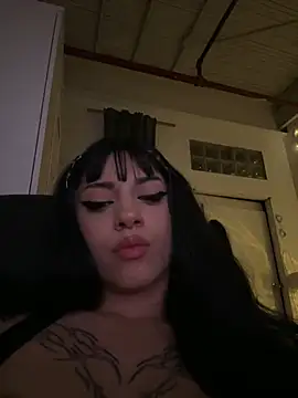 marianita p  online show from February 25, 2025, 8:25 am