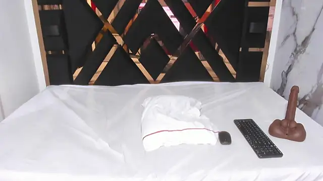 zara smitt online show from September 10, 2025, 12:15 pm