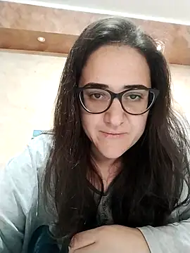 Dolcecurvy online show from November 13, 2025, 7:23 am