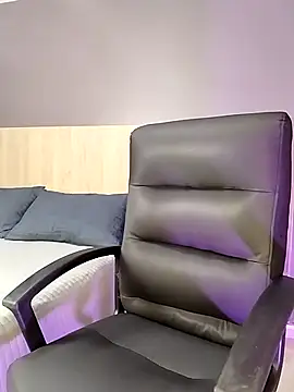 Ashly hills online show from February 28, 2025, 3:15 am