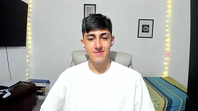 Snapshot of babymaik chatting on September 10, 2025, 9:03 pm babymaik online show from September 10, 2025, 9:03 pm