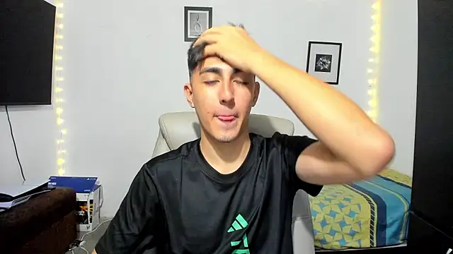 Snapshot of babymaik chatting on October 1, 2025, 9:51 pm babymaik online show from October 1, 2025, 9:51 pm