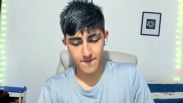 babymaik online show from November 20, 2025, 6:47 am