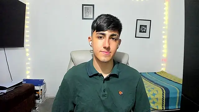 Snapshot of babymaik chatting on October 2, 2025, 8:34 pm babymaik online show from October 2, 2025, 8:34 pm