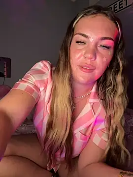 hottie harleigh69 online show from September 10, 2025, 5:34 pm