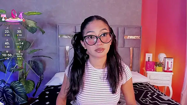 Tyla Ks online show from May 18, 2026, 8:02 pm