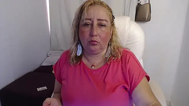 Mature 2025 online show from September 29, 2025, 5:18 pm