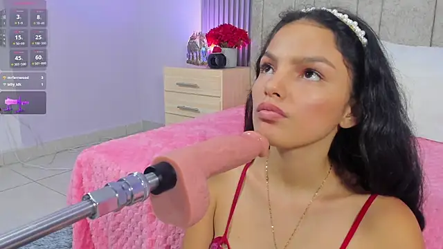 cutie sarax1 online show from March 7, 2025, 7:49 pm