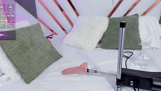 Snapshot of cutie_sarax1 chatting on September 24, 2025, 7:42 pm cutie sarax1 online show from September 24, 2025, 7:42 pm