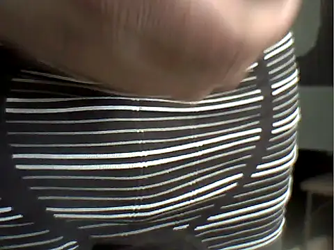 Snapshot of Mthondo-qinile chatting on October 24, 2025, 8:35 am Mthondo-qinile online show from October 24, 2025, 8:35 am