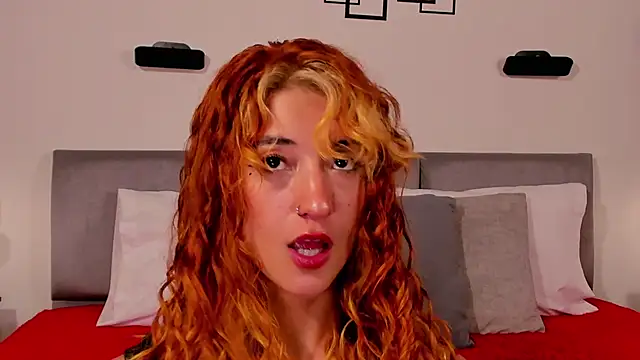 Snapshot of jennalux_ chatting on July 1, 2026, 12:33 am jennalux online show from July 1, 2026, 12:33 am
