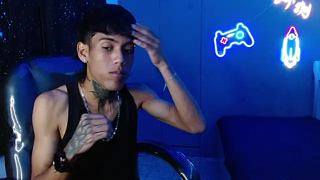 RyanKing19 online show from February 26, 2025, 8:04 pm