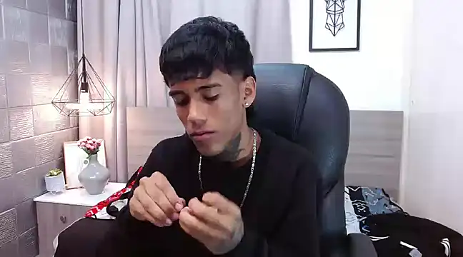 RyanKing19 online show from March 10, 2025, 12:38 pm