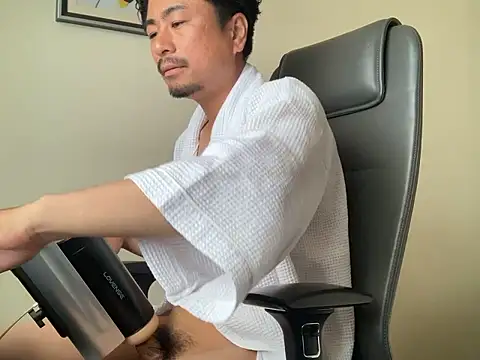 masato1115aa online show from July 10, 2026, 6:46 am