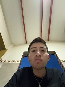 Fperezv207 online show from June 3, 2026, 11:31 pm