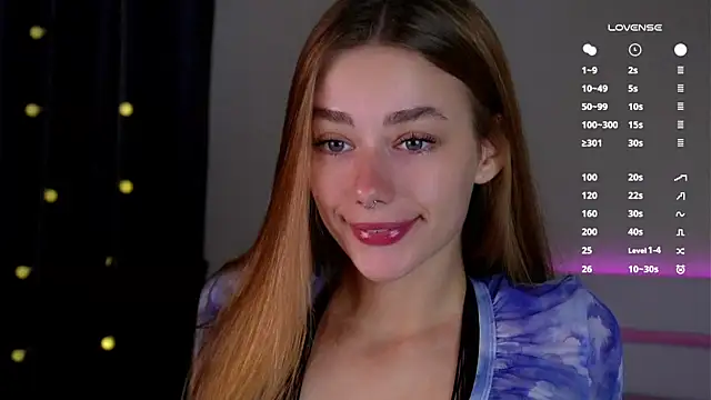 Snapshot of EmilaMills chatting on September 27, 2025, 12:50 am EmilaMills online show from September 27, 2025, 12:50 am