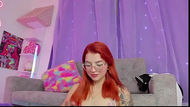 MelaniJhonson online show from December 5, 2025, 6:12 am