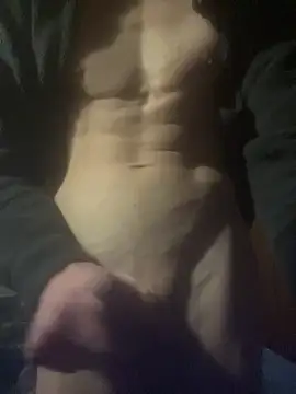 cazzone912025 online show from April 6, 2026, 12:39 pm