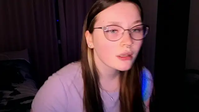 milliedoll online show from March 21, 2026, 2:10 pm