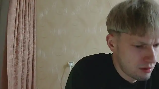 Snapshot of frama666 chatting on February 11, 2026, 7:36 pm frama666 online show from February 11, 2026, 7:36 pm