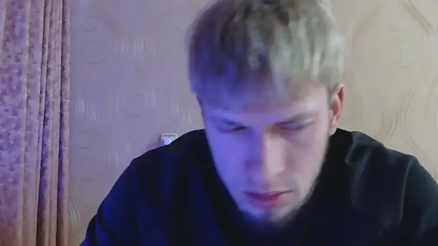 Snapshot of frama666 chatting on March 4, 2026, 7:43 pm frama666 online show from March 4, 2026, 7:43 pm