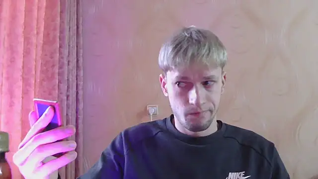 Snapshot of frama666 chatting on February 14, 2026, 2:17 pm frama666 online show from February 14, 2026, 2:17 pm