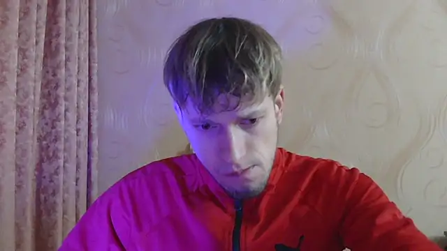 Snapshot of frama666 chatting on December 21, 2025, 2:19 pm frama666 online show from December 21, 2025, 2:19 pm