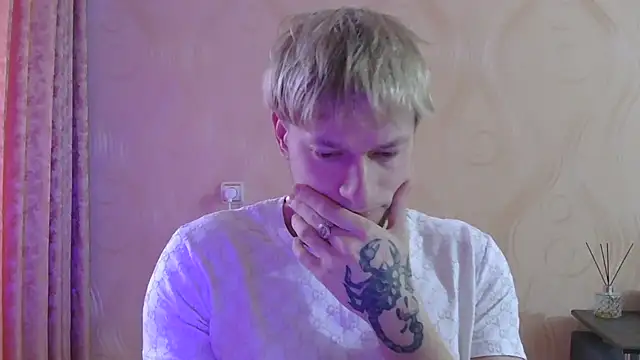 frama666 online show from April 9, 2026, 5:42 am