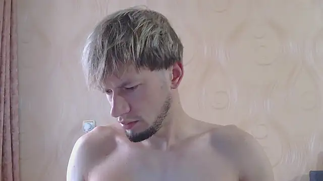 Snapshot of frama666 chatting on October 17, 2025, 6:17 am frama666 online show from October 17, 2025, 6:17 am