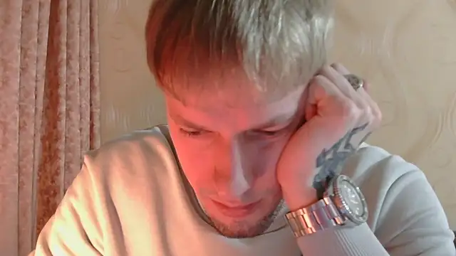 Snapshot of frama666 chatting on February 13, 2026, 5:24 pm frama666 online show from February 13, 2026, 5:24 pm