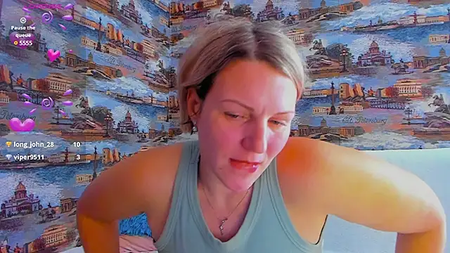 Snapshot of LadyLucky_ chatting on February 26, 2025, 4:08 am LadyLucky online show from February 26, 2025, 4:08 am