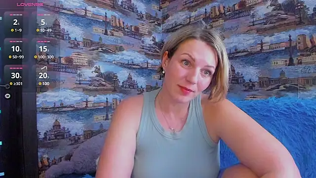 Snapshot of LadyLucky_ chatting on February 20, 2025, 7:01 am LadyLucky online show from February 20, 2025, 7:01 am