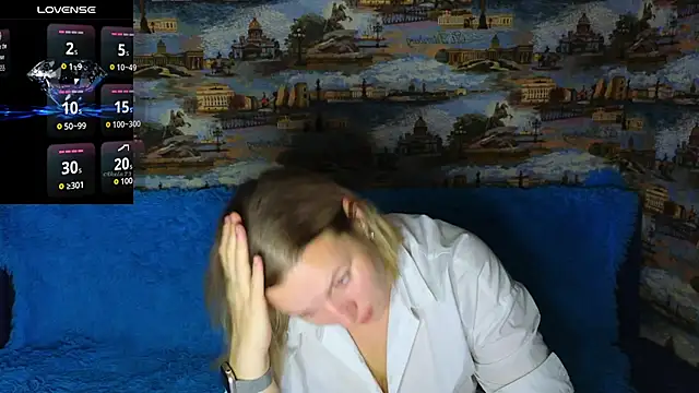 LadyLucky  online show from November 10, 2025, 2:27 am