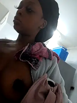 xxTatiannaxx online show from February 27, 2025, 4:46 am