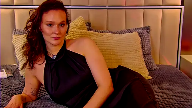 Snapshot of NatalyRose_ chatting on October 17, 2025, 5:11 am NatalyRose  online show from October 17, 2025, 5:11 am