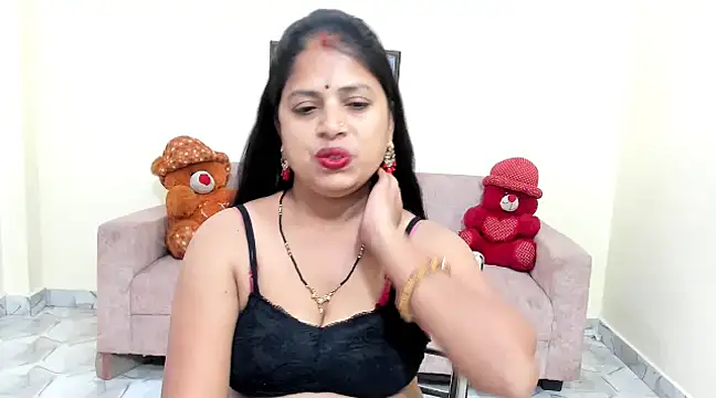 Snapshot of leahgotiii chatting on March 20, 2025, 12:54 pm leahgotiii online show from March 20, 2025, 12:54 pm