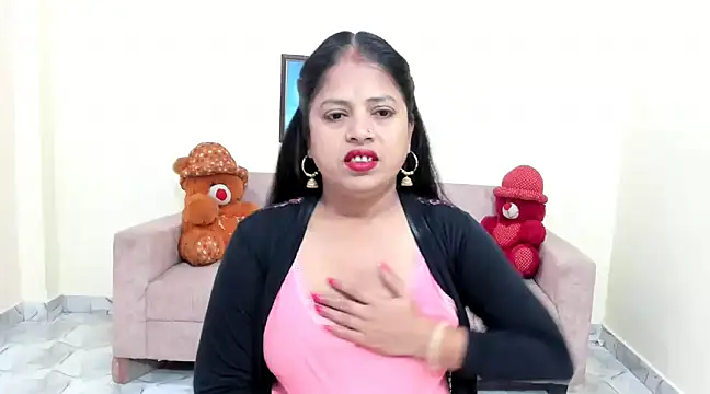 Snapshot of leahgotiii chatting on March 21, 2025, 3:55 am leahgotiii online show from March 21, 2025, 3:55 am