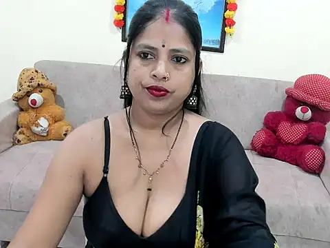 Snapshot of leahgotiii chatting on October 17, 2025, 3:32 am leahgotiii online show from October 17, 2025, 3:32 am