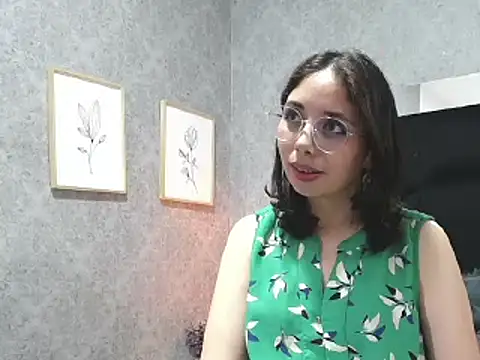 Stephanie Sun online show from March 6, 2025, 7:21 pm