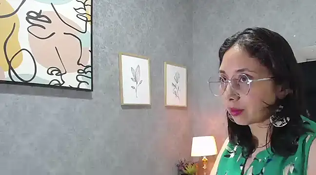 Stephanie Sun online show from March 13, 2025, 1:40 pm