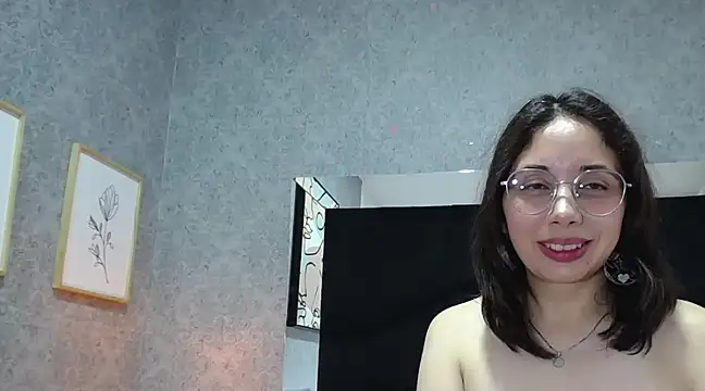 Stephanie Sun online show from March 11, 2025, 4:40 pm