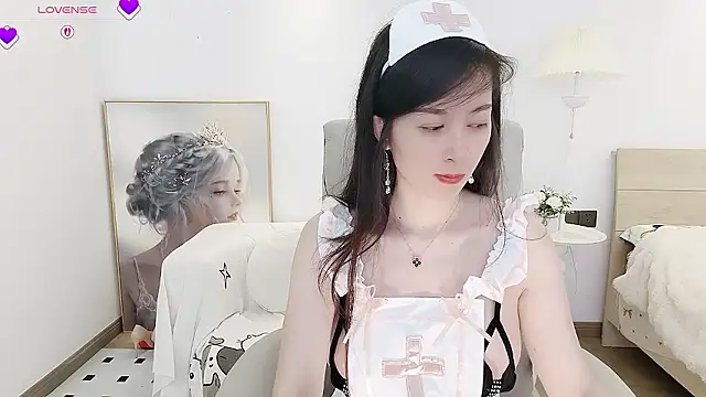 Snapshot of Dazzlebean chatting on January 8, 2026, 2:45 pm Dazzlebean online show from January 8, 2026, 2:45 pm