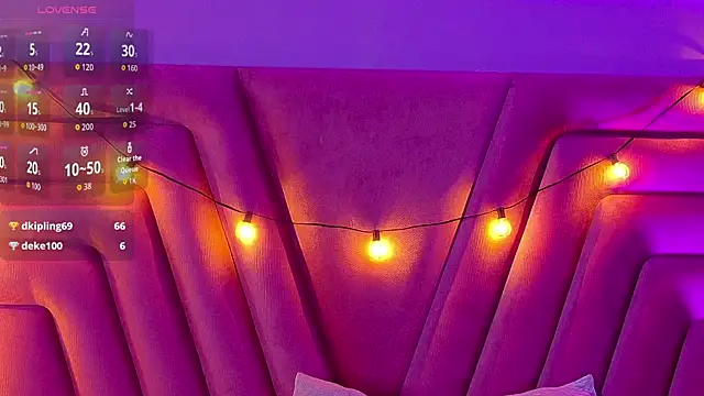 Snapshot of innocenthazel chatting on October 15, 2025, 3:16 am innocenthazel online show from October 15, 2025, 3:16 am