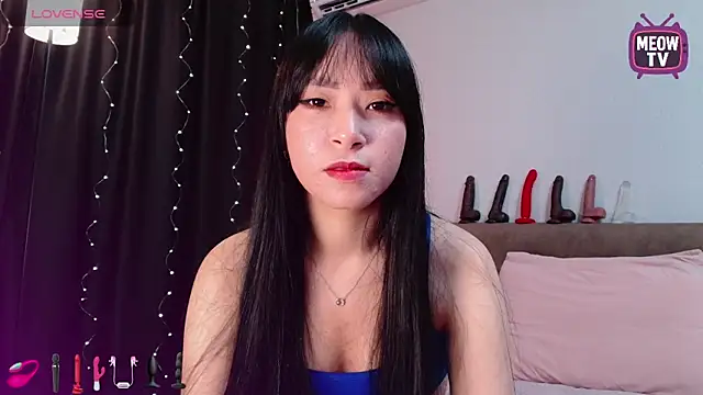 Snapshot of miyakimi0101 chatting on September 15, 2025, 12:44 am miyakimi0101 online show from September 15, 2025, 12:44 am