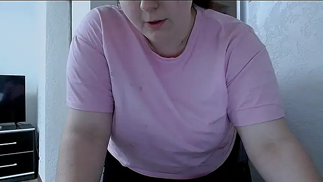 kitsune 8 online show from April 7, 2026, 7:32 am