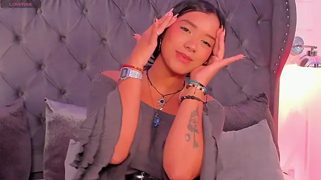 Snapshot of regina_noctixx chatting on February 12, 2026, 11:59 pm regina noctixx online show from February 12, 2026, 11:59 pm