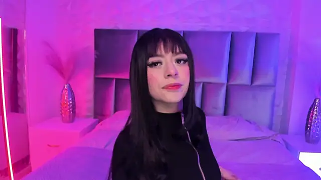 Selene bennet online show from March 12, 2026, 3:34 am