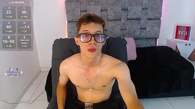 skinny bigcock02 online show from February 18, 2026, 9:11 pm