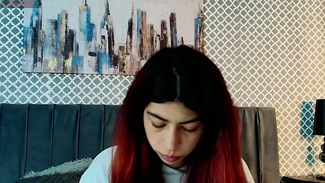 Snapshot of Cassie_bloom chatting on October 2, 2025, 3:32 am Cassie bloom online show from October 2, 2025, 3:32 am